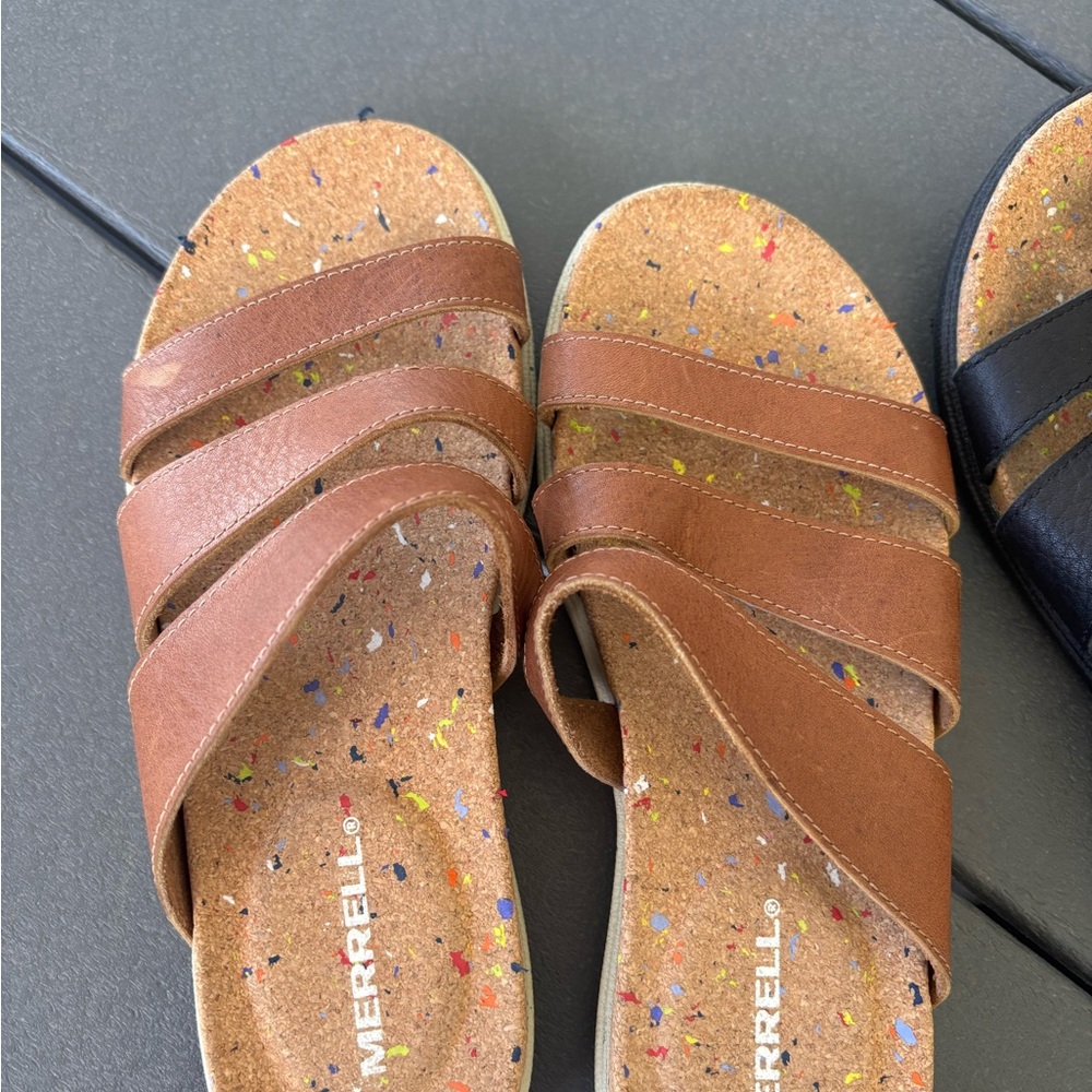 2 Pair - Merrell Cork Footbed Slide Sandals in Tan and Black - Picture 3 of 7
